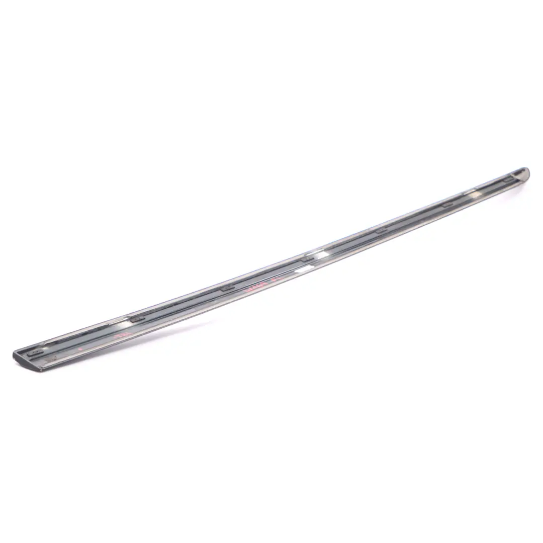 Modanatura porta Striscia anteriore sinistra Nero Tropicale - 160 per Mercedes W169 con numero di parte A1696900362 Mercedes W169 Modanatura porta Striscia anteriore sinistra Nero Tropicale - 160 - SKU A1696900362-TBL - Numero di parte A1696900362