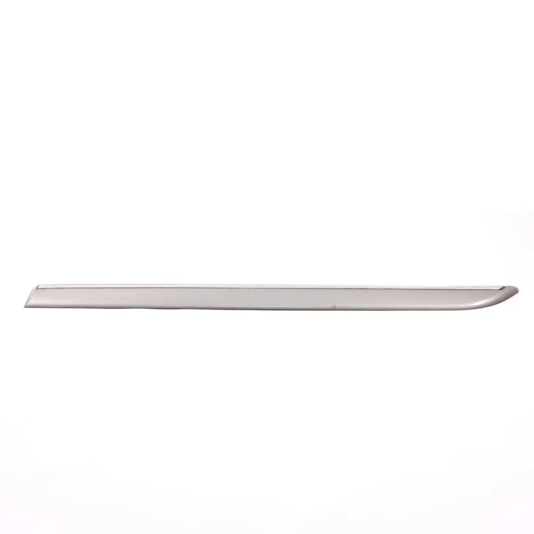 Mercedes W169 Banda de moldura de puerta trasera izquierda Gris comet - 748 - SKU A1696901362-KMG - Número de pieza A1696901362