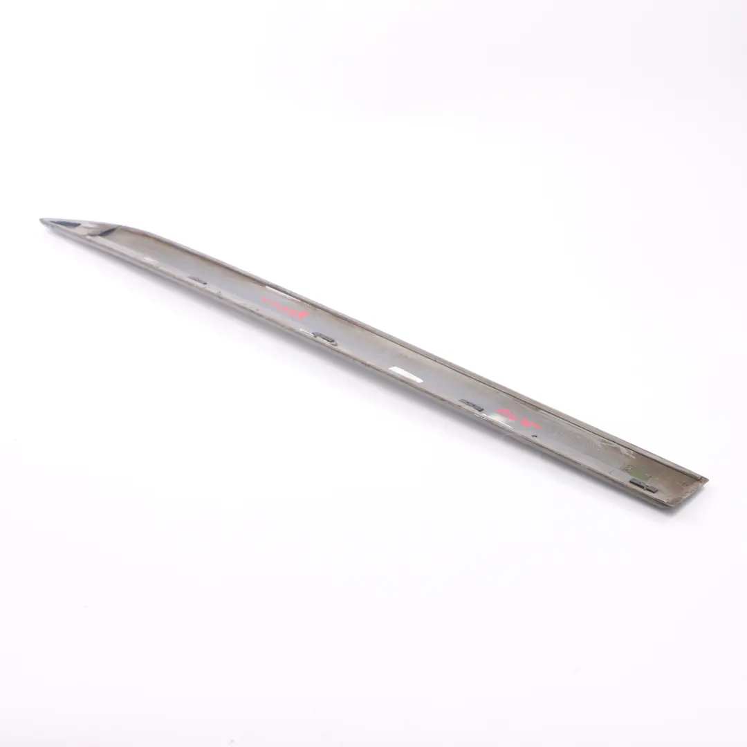 Mercedes W169 Moulure de porte arrière droite Comet Grey - 748 - SKU A1696901462-KMG - Numéro de pièce A1696901462