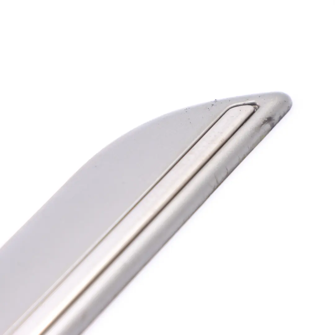 Moulure de porte arrière droite Comet Grey - 748 pour Mercedes W169 à propos du numéro de pièce A1696901462 Mercedes W169 Moulure de porte arrière droite Comet Grey - 748 - SKU A1696901462-KMG - Numéro de pièce A1696901462