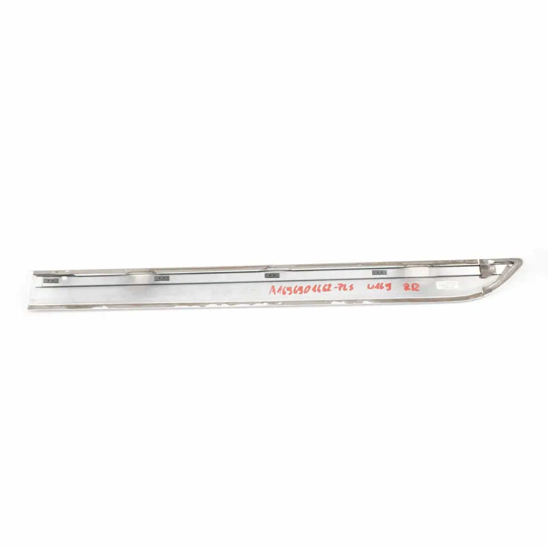Mercedes W169 moulure porte arrière droite argent polaire - SKU A1696901462-PLS - Numéro de pièce A1696901462