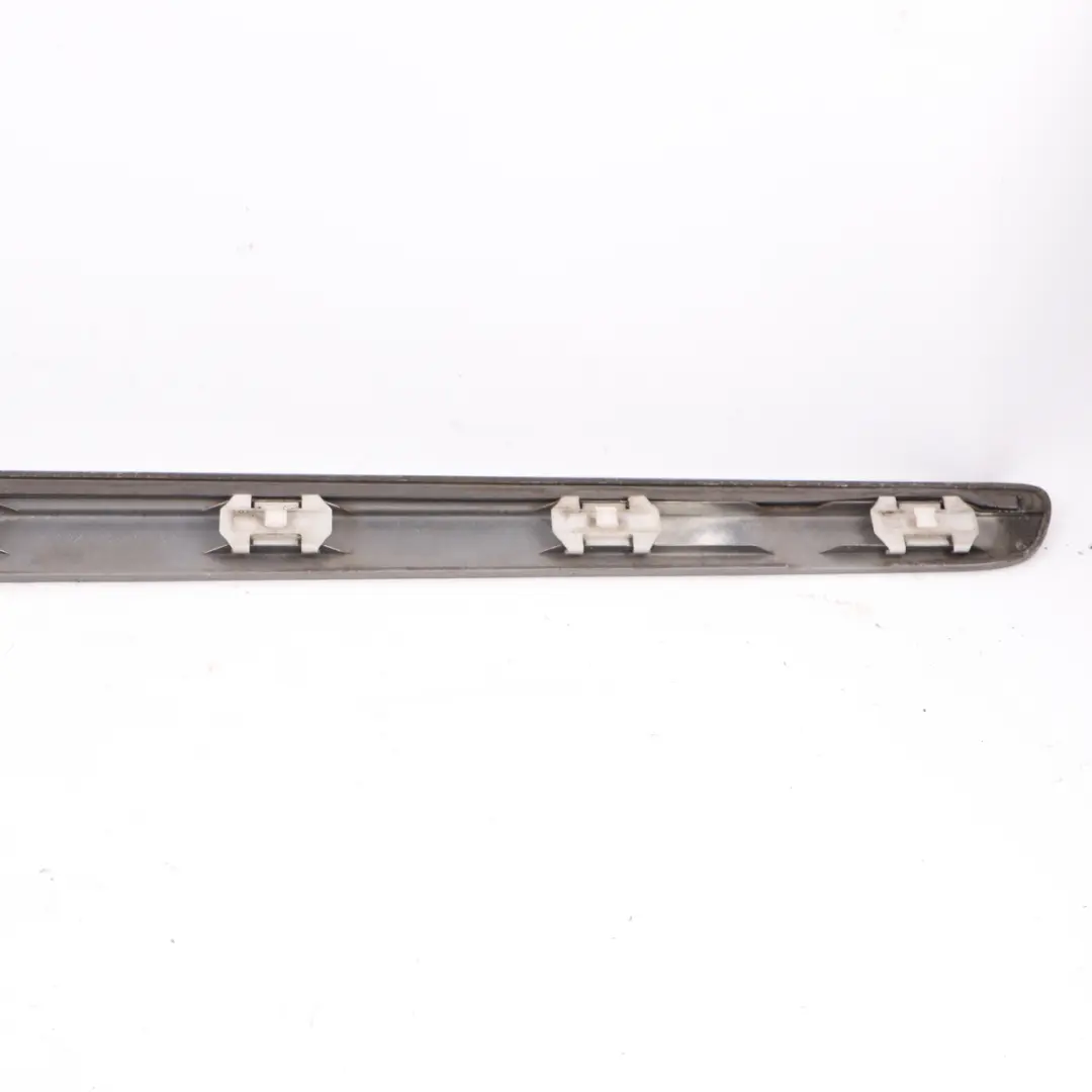 Mercedes W245 Vorne Links Türverkleidung Leiste Comet Grau Metallic - 748 - SKU A1696903362-KMG1 - Teilenummer A1696903362