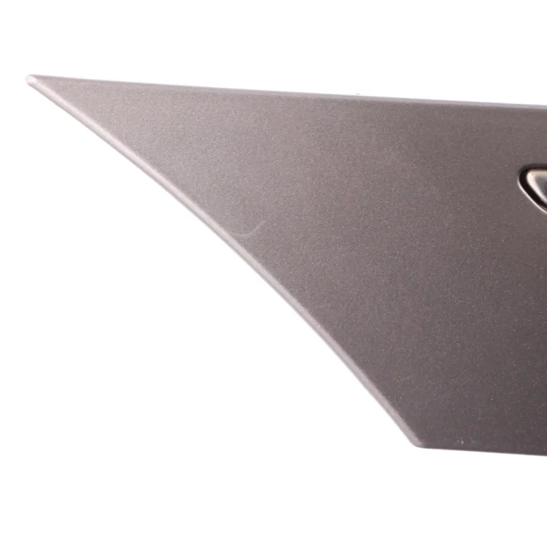 Mercedes W245 Tira Protectora Trasera Derecha Guardabarros Gris 748 A1696983462 - SKU A1696904262-KMG - Número de pieza A1696904262