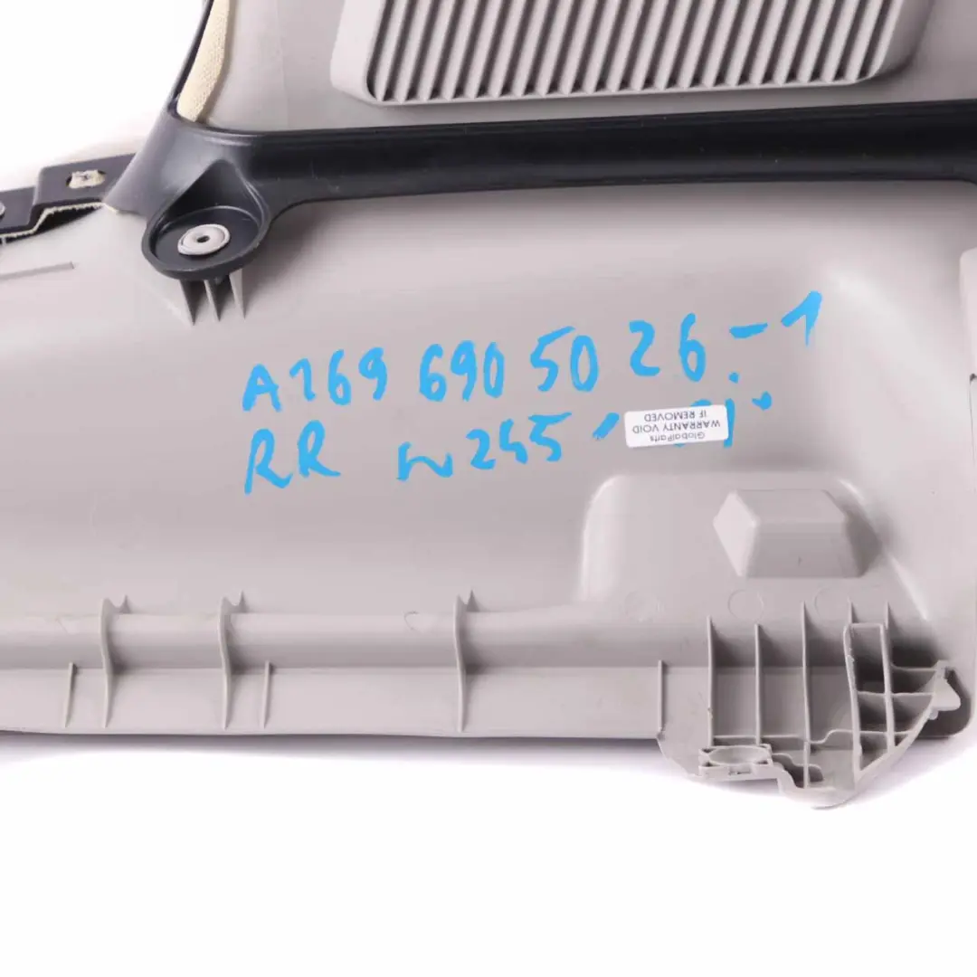 Abdeckplatte Kofferraum C-Säule hinten rechts Trim für Mercedes W245 mit Teilenummer A1696905026 Mercedes W245 Abdeckplatte Kofferraum C-Säule hinten rechts Trim - SKU A1696905026-1 - Teilenummer A1696905026