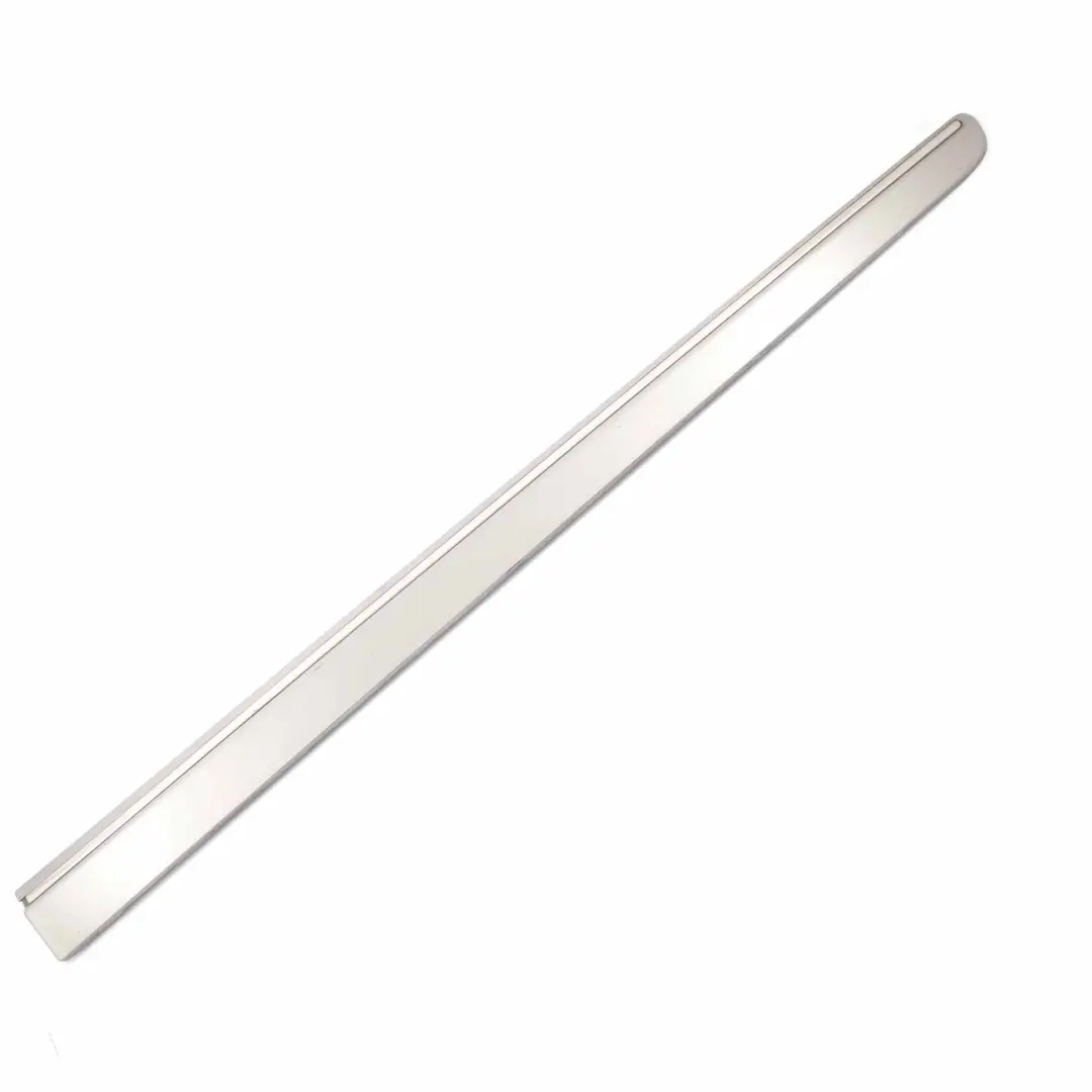 Mercedes W245 Moulure de Porte Avant Droite Strip Comet Grey 748 - SKU A1696983662-KMG - Numéro de pièce A1696983662