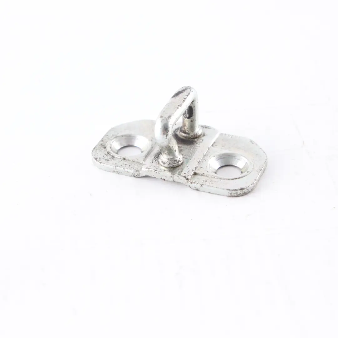 Staffa riscontro serratura portiera posteriore Scrocco inferiore per Mercedes W639 con numero di parte A1697200004 Mercedes W639 Staffa riscontro serratura portiera posteriore Scrocco inferiore - SKU A1697200004 - Numero di parte A1697200004