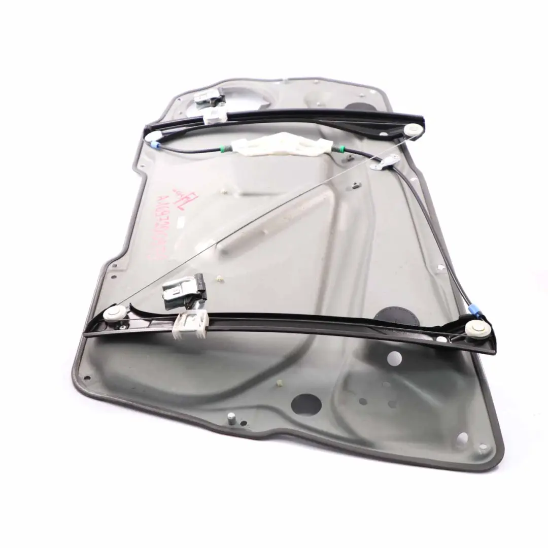 Montaje Tarjeta de Puerta Delantera Izquierda Elevalunas Regulador para Mercedes W169 con número de pieza A1697201879 Mercedes W169 Montaje Tarjeta de Puerta Delantera Izquierda Elevalunas Regulador - SKU A1697200979 - Número de pieza A1697201879