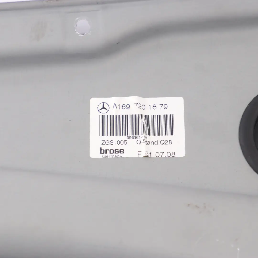Mercedes W169 Montaje Tarjeta Puerta Delantera Derecha Elevalunas Regulador - SKU A1697201879 - Número de pieza A1697201879
