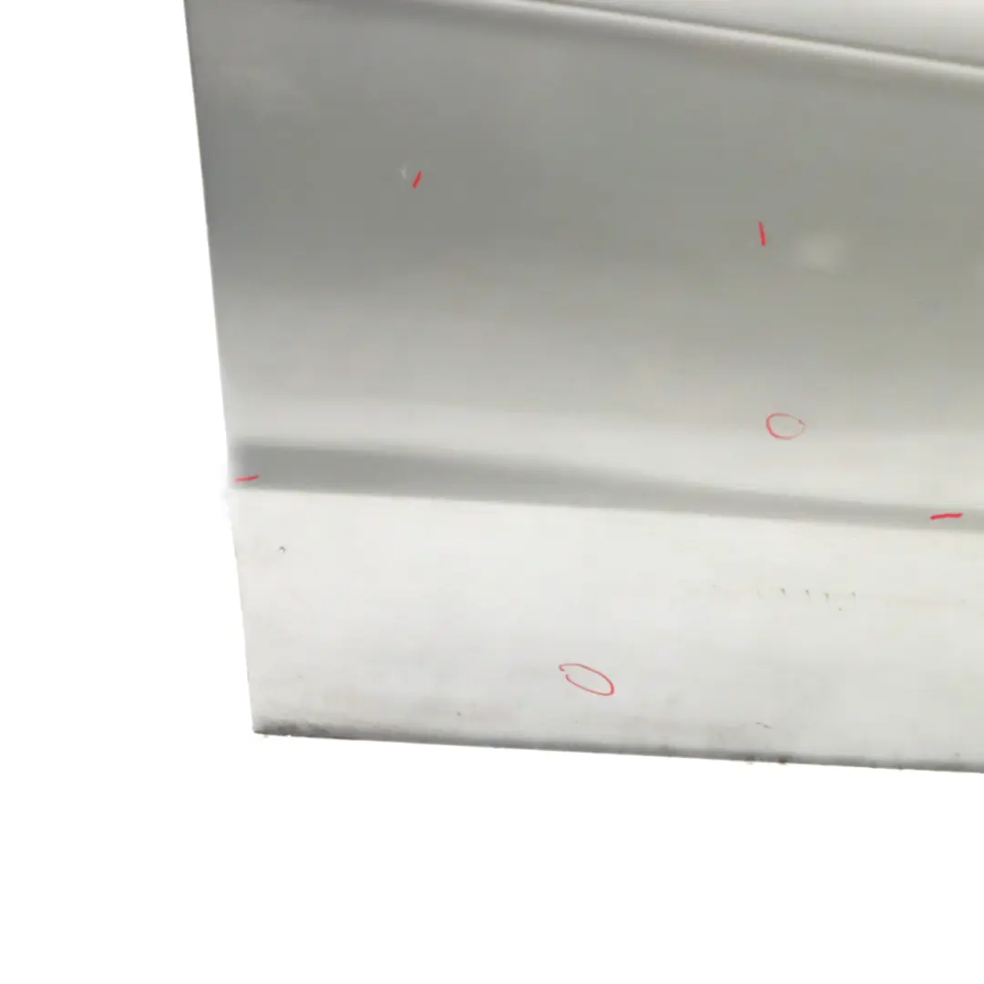 Porta anteriore destra Grigio Cometa Kometgrau metallizzato - 748 per Mercedes W169 con numero di parte A1697202205 Mercedes W169 Porta anteriore destra Grigio Cometa Kometgrau metallizzato - 748 - SKU A1697202205-KMG - Numero di parte A1697202205