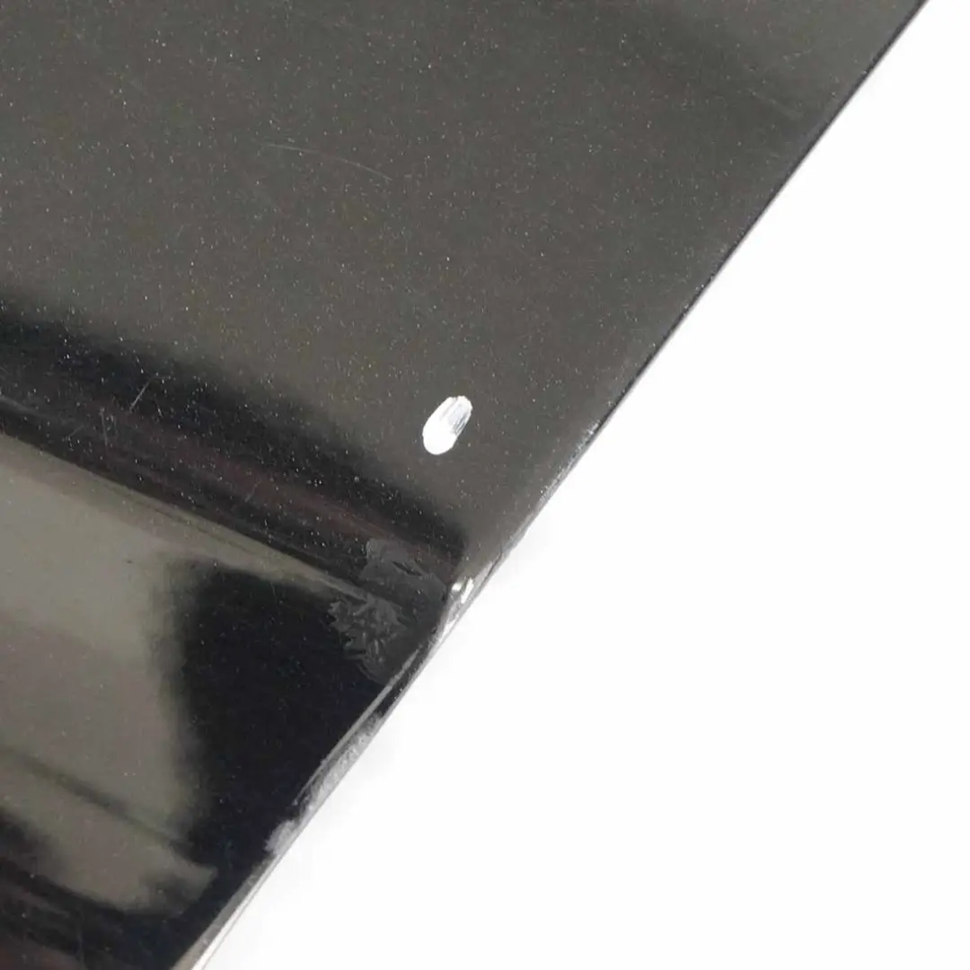 Puerta Delantera Izquierda Kosmos Negro Cósmico Metalizado - 191 para Mercedes W245 con número de pieza A1697202505 Mercedes W245 Puerta Delantera Izquierda Kosmos Negro Cósmico Metalizado - 191 - SKU A1697202505-KB - Número de pieza A1697202505