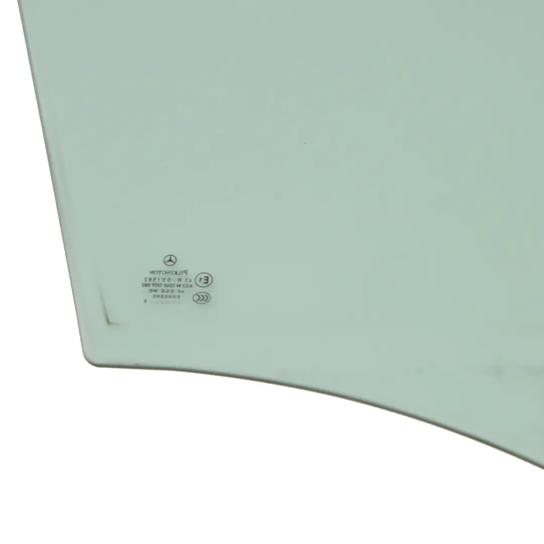 Vitre De Porte Avant Gauche Vert Vitrage AS2 pour Mercedes W169 W245 à propos du numéro de pièce A1697250100 Mercedes W169 W245 Vitre De Porte Avant Gauche Vert Vitrage AS2 - SKU A1697250100 - Numéro de pièce A1697250100