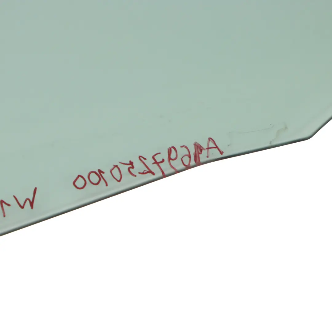 Vitre De Porte Avant Gauche Vert Vitrage AS2 pour Mercedes W169 W245 à propos du numéro de pièce A1697250100 Mercedes W169 W245 Vitre De Porte Avant Gauche Vert Vitrage AS2 - SKU A1697250100 - Numéro de pièce A1697250100