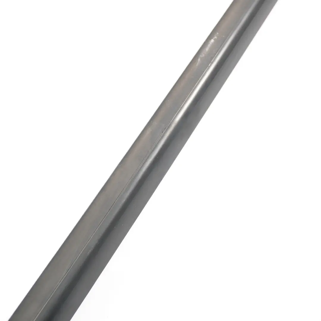 Puerta Delantera Derecha Junta Riel para Mercedes W169 con número de pieza A1697250865 Mercedes W169 Puerta Delantera Derecha Junta Riel - SKU A1697250865 - Número de pieza A1697250865