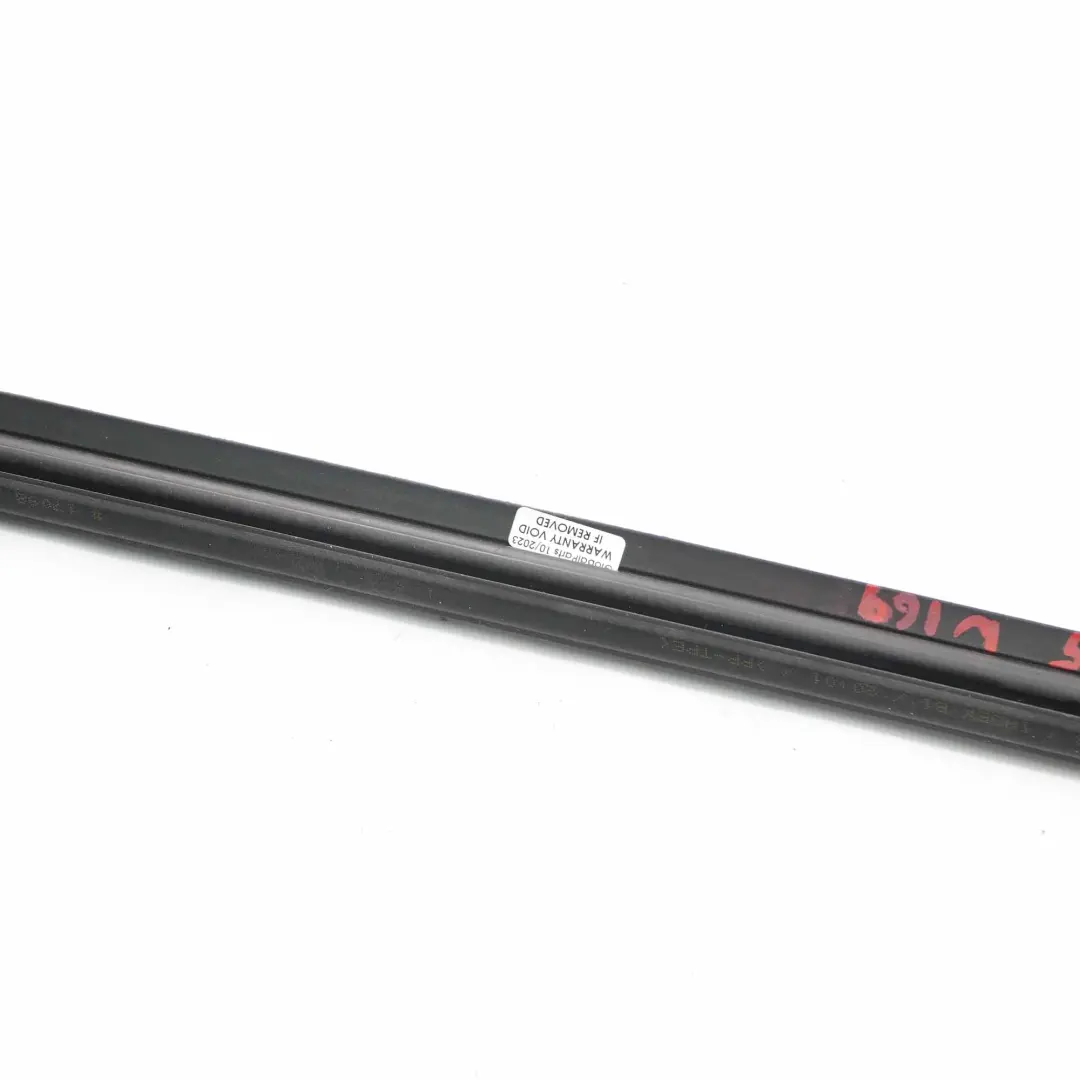 Ventana Junta Delantera Puerta Sello para Mercedes W169 Coupe con número de pieza A1697253365 Mercedes W169 Coupe Ventana Junta Delantera Puerta Sello - SKU A1697253365 - Número de pieza A1697253365