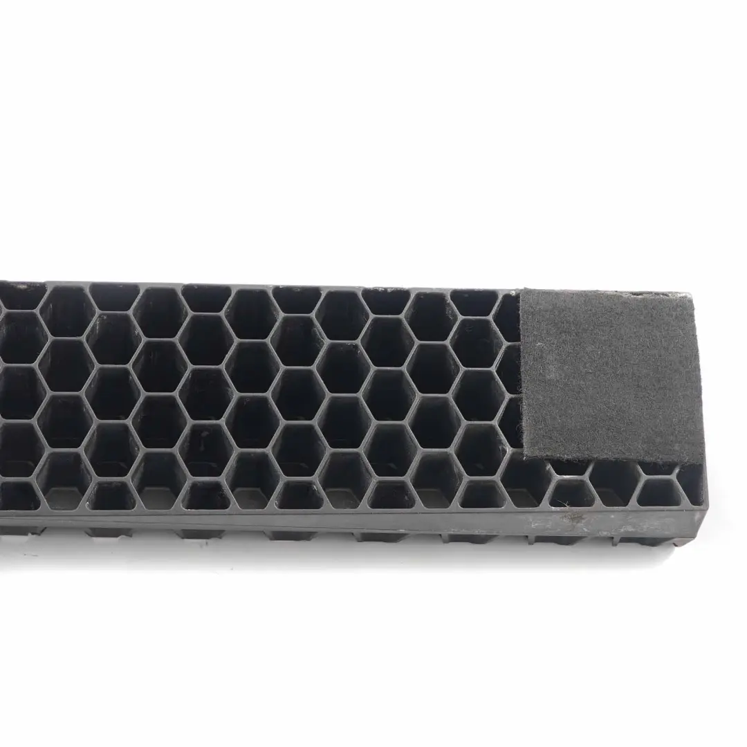 Mercedes W245 Supporto supporto staffa porta anteriore destra - SKU A1697270458 - Numero di parte A1697270458