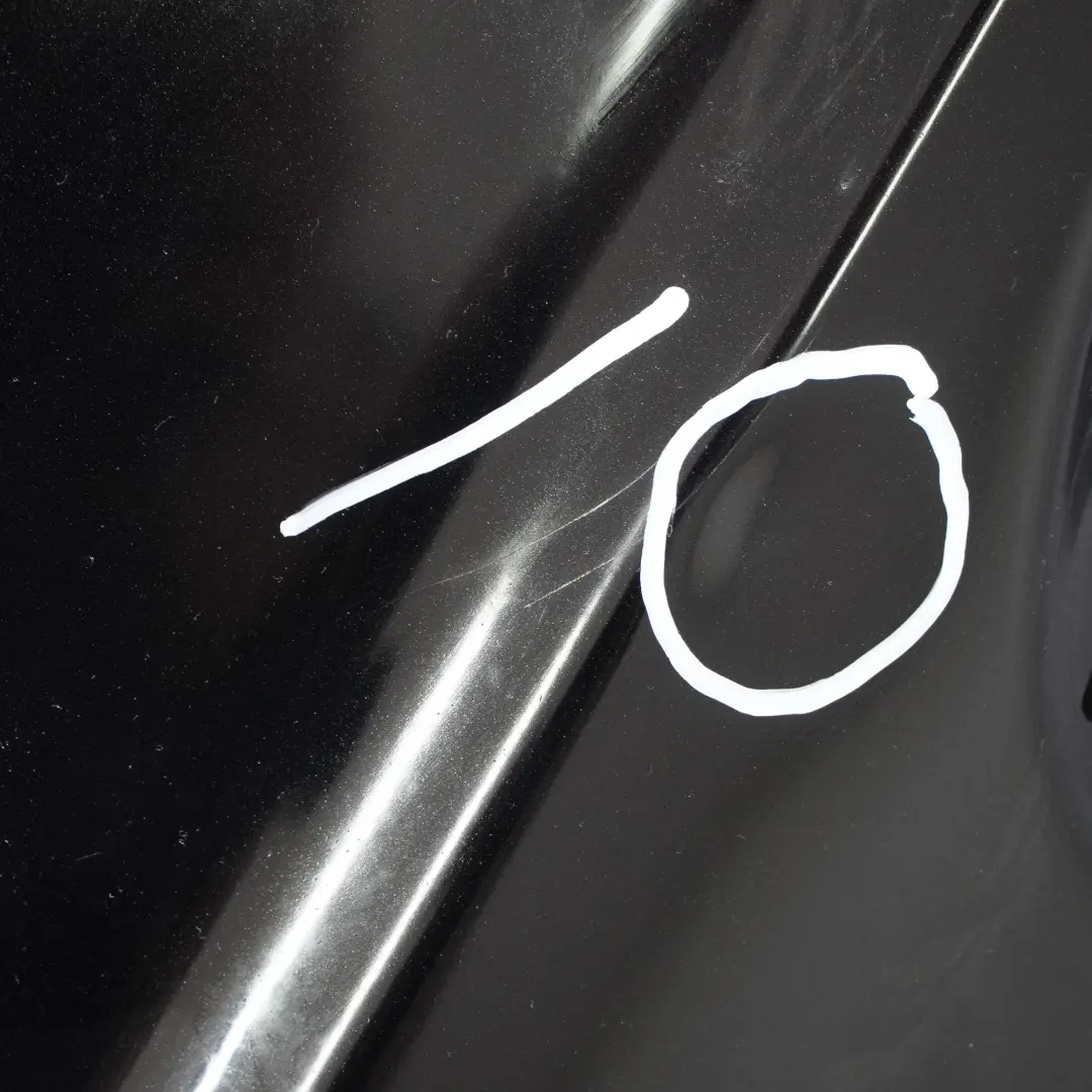 Porta posteriore sinistra Kosmos Cosmic Black Metallic - 191 per Mercedes W245 con numero di parte A1697301705 Mercedes W245 Porta posteriore sinistra Kosmos Cosmic Black Metallic - 191 - SKU A1697301705-KB1 - Numero di parte A1697301705