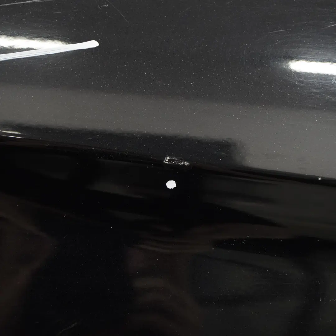 Puerta Trasera Derecha Kosmosschwarz Negro Metalizado - 191 para Mercedes W245 con número de pieza A1697301805 Mercedes W245 Puerta Trasera Derecha Kosmosschwarz Negro Metalizado - 191 - SKU A1697301805-KB1 - Número de pieza A1697301805