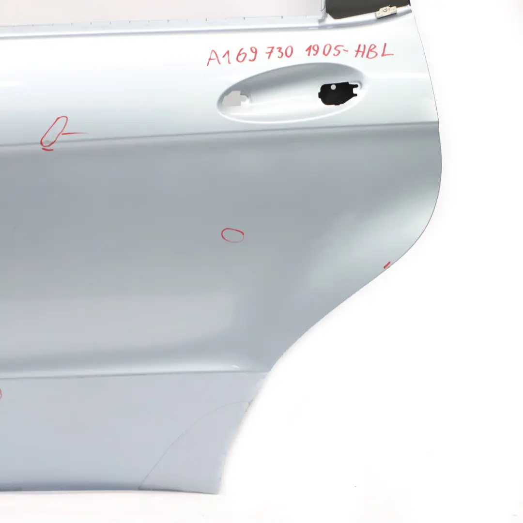 Puerta Trasera Izquierda Horizon Azul Metalizado - 391 para Mercedes W169 con número de pieza A1697301905 Mercedes W169 Puerta Trasera Izquierda Horizon Azul Metalizado - 391 - SKU A1697301905-HBL - Número de pieza A1697301905