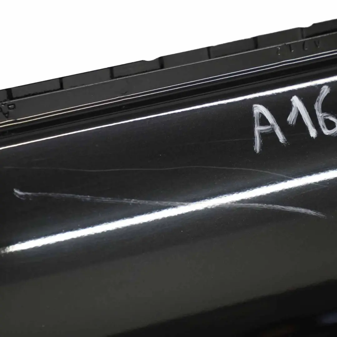 Porta posteriore sinistra Kosmos Cosmic Black Metallic - 191 per Mercedes W169 con numero di parte A1697301905 Mercedes W169 Porta posteriore sinistra Kosmos Cosmic Black Metallic - 191 - SKU A1697301905-KB1 - Numero di parte A1697301905