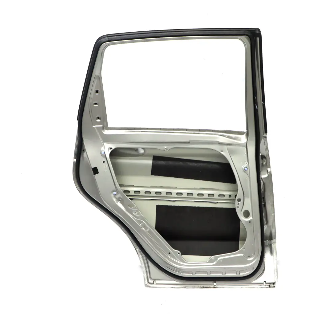 Porta posteriore sinistra Kometgrau Metallic - 748 per Mercedes W169 con numero di parte A1697301905 Mercedes W169 Porta posteriore sinistra Kometgrau Metallic - 748 - SKU A1697301905-KMG - Numero di parte A1697301905
