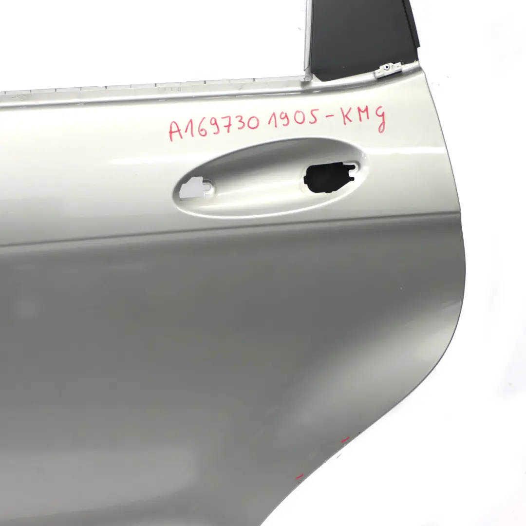 Mercedes W169 Porte Arrière Gauche Kometgrau Gris Comète Métallisé - 748 - SKU A1697301905-KMG - Numéro de pièce A1697301905