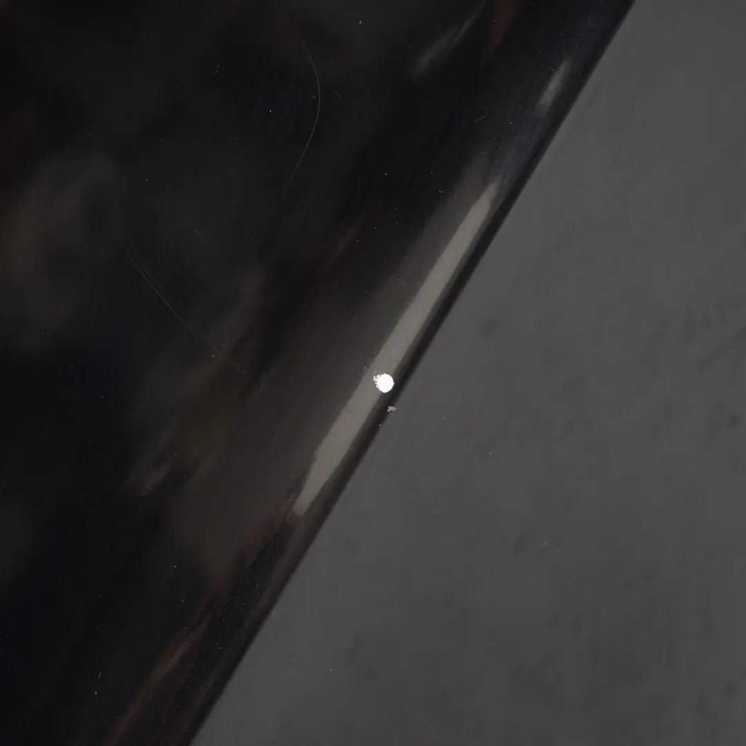 Puerta trasera Mercedes W169 derecha Kosmos Cosmic Black Metallic - 191 para con número de pieza A1697302005 Puerta trasera Mercedes W169 derecha Kosmos Cosmic Black Metallic - 191 - SKU A1697302005-KB1 - Número de pieza A1697302005