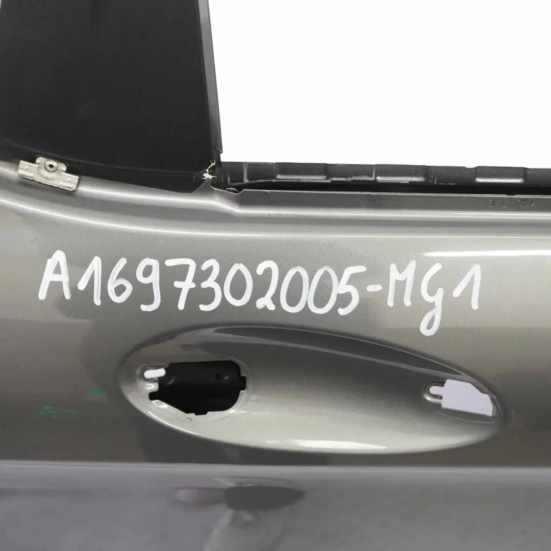 Tür hinten rechts Mountaingrau Grau Metallic - 787 für Mercedes W169 mit Teilenummer A1697302005 Mercedes W169 Tür hinten rechts Mountaingrau Grau Metallic - 787 - SKU A1697302005-MG1 - Teilenummer A1697302005