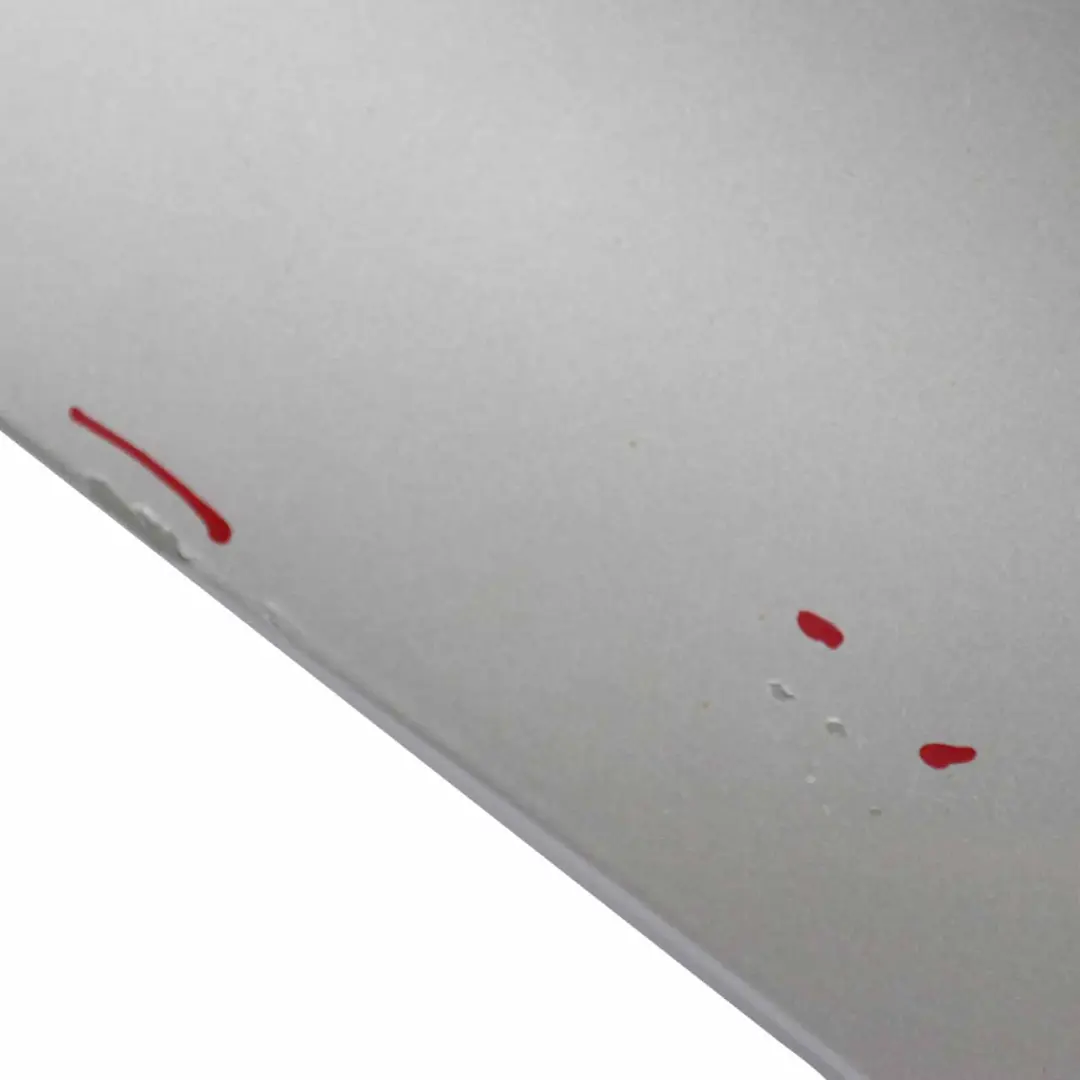 Puerta Trasera Mercedes W169 Panel Derecho Reef Silver Metallic - 783 para con número de pieza A1697302005 Puerta Trasera Mercedes W169 Panel Derecho Reef Silver Metallic - 783 - SKU A1697302005-RS - Número de pieza A1697302005