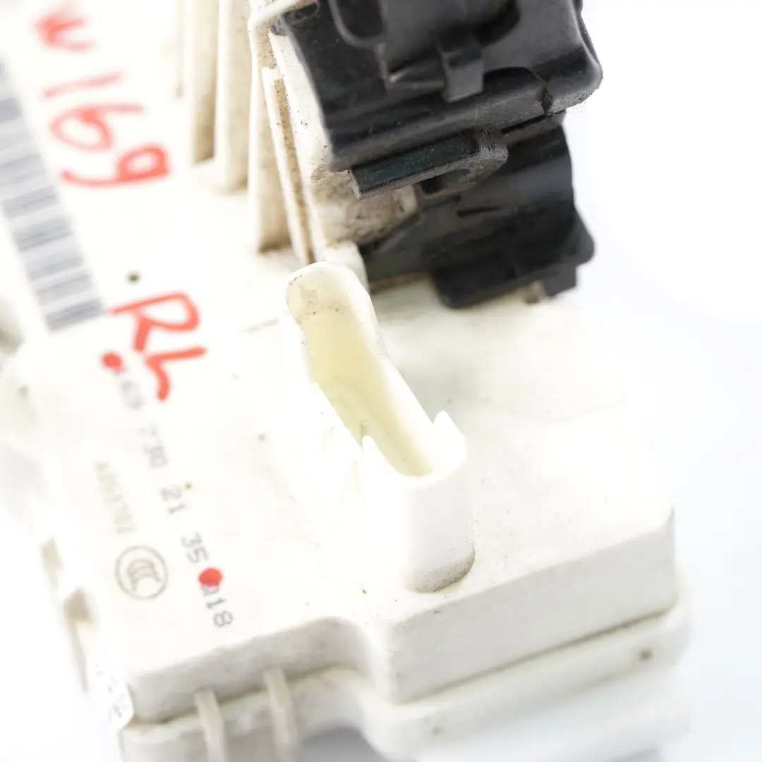 Serrure De Porte Arrière Gauche Mécanisme Actionneur pour Mercedes W245 à propos du numéro de pièce A1697302135 Mercedes W245 Serrure De Porte Arrière Gauche Mécanisme Actionneur - SKU A1697302135-3 - Numéro de pièce A1697302135