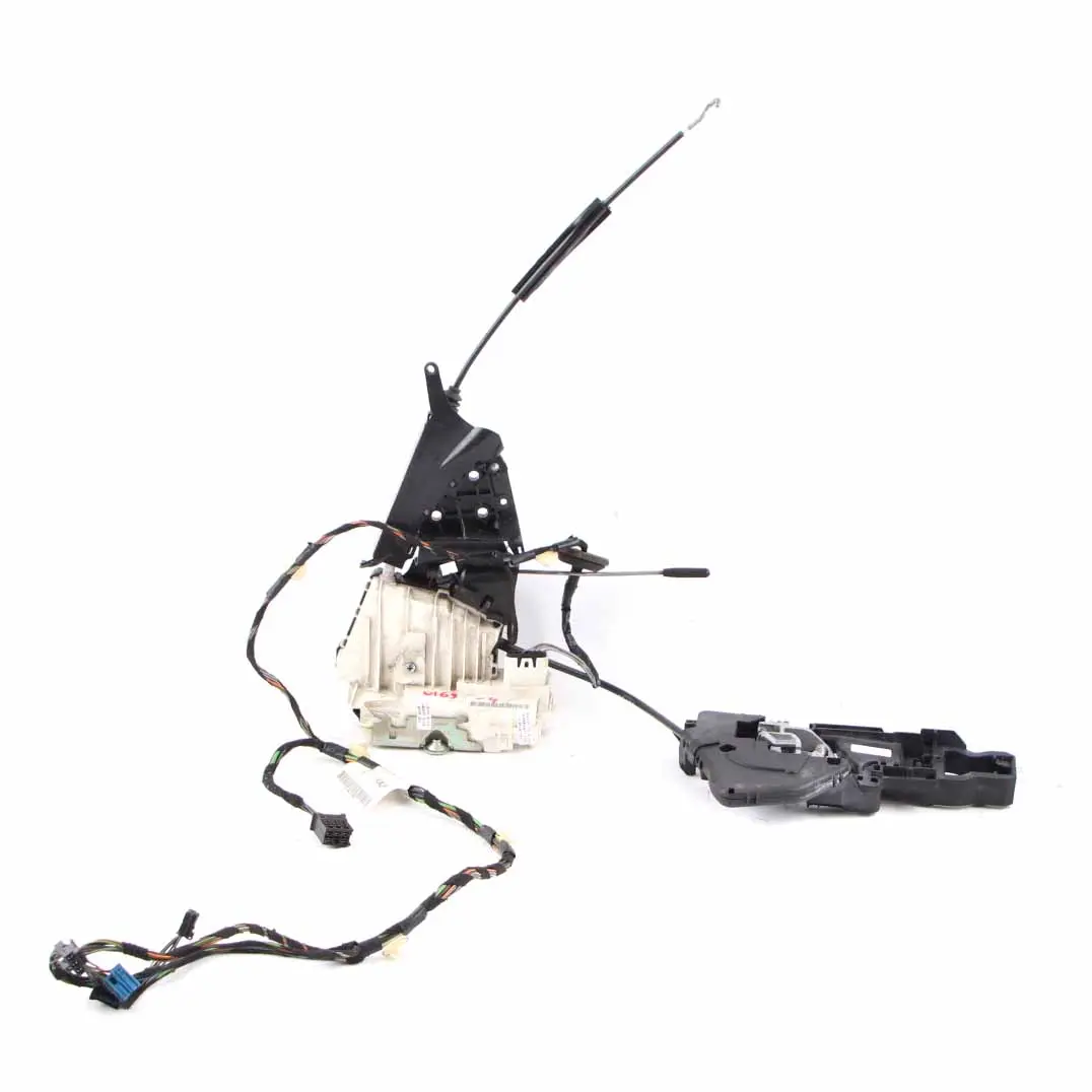 Zamek Mechanizm Drzwi Lewy Tył do MERCEDES A W169 o numerze A1697302135 MERCEDES A W169 Zamek Mechanizm Drzwi Lewy Tył - SKU A1697302135 - Numer Części A1697302135