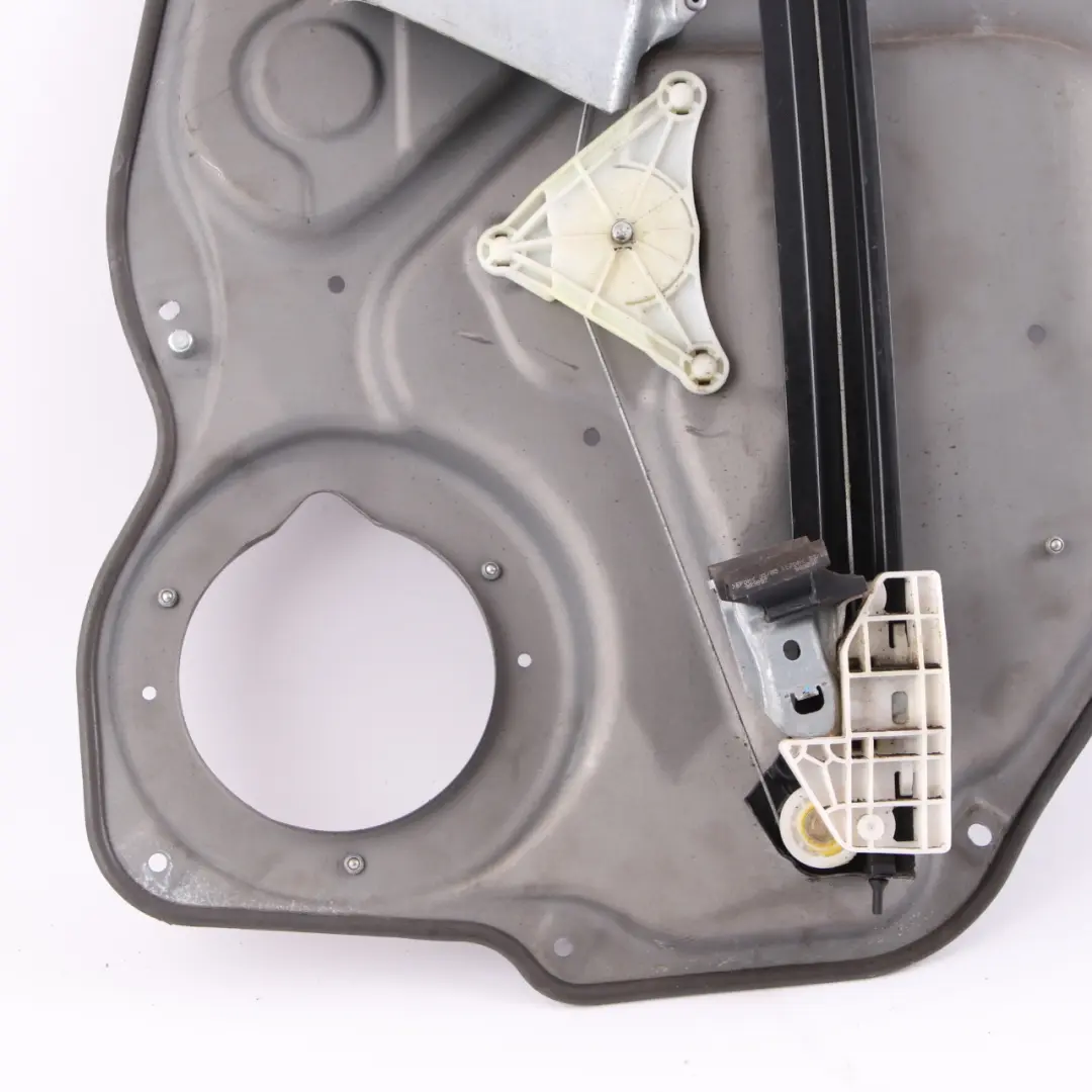  Lève-Vitre Mercedes W245 Porte Arrière Gauche Unité Régulation N/S A1697301579 - SKU A1697303779-1 - Numéro de pièce A1697303779