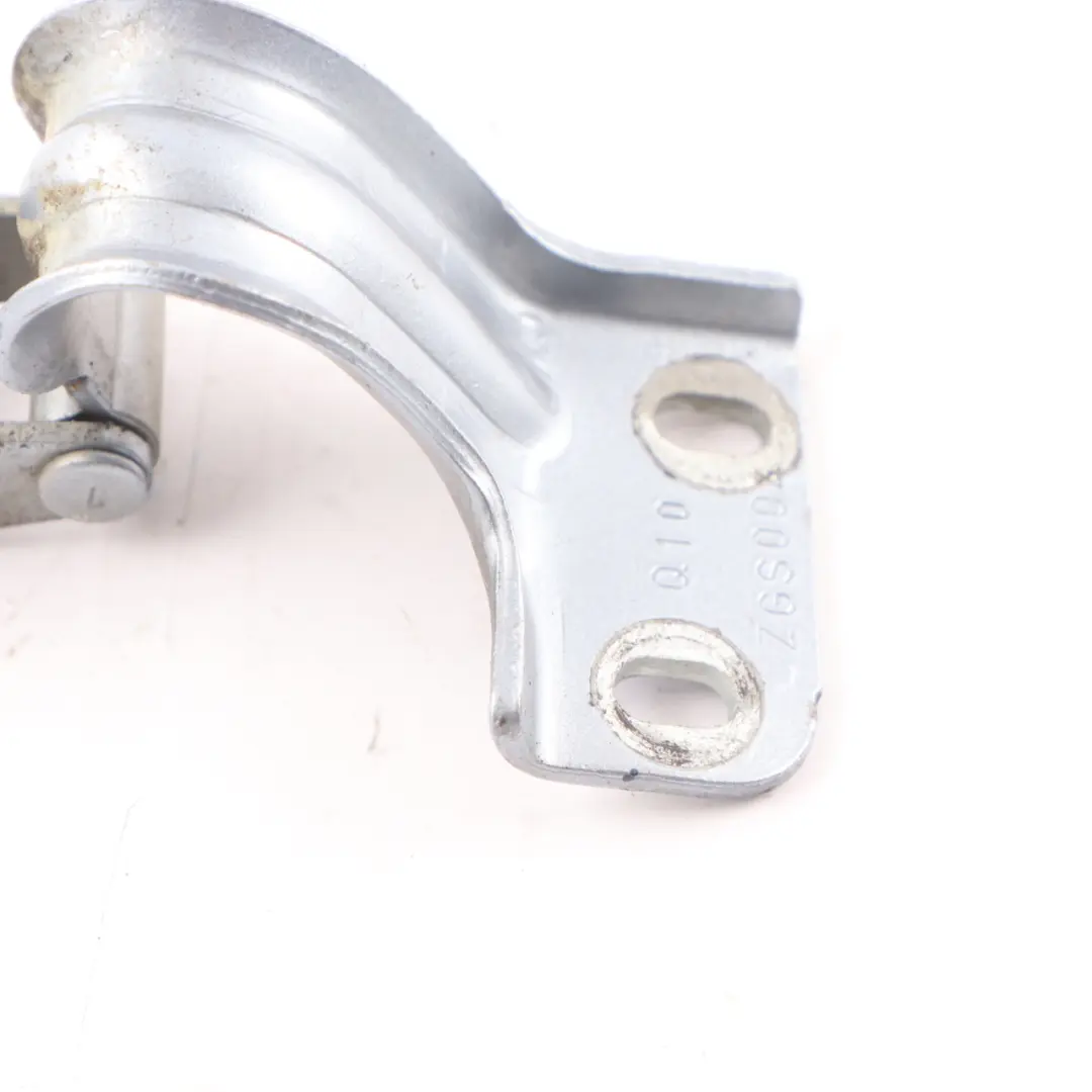 Mercedes W169 Charnière de hayon de coffre arrière droite Horizon Blue-391 - SKU A1697400837-HBL - Numéro de pièce A1697400837