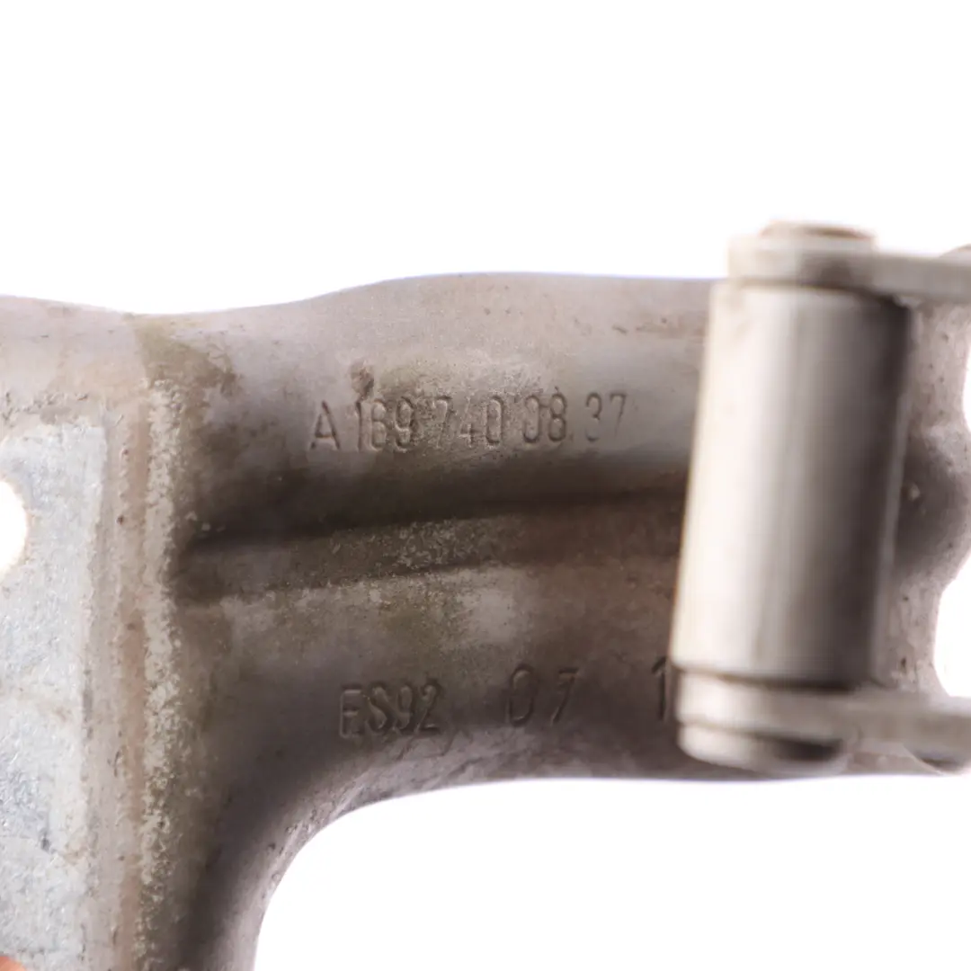 Mercedes W169 Zawias Klapy Prawy Tył Polar Silver - SKU A1697400837-KMG - Numer Części A1697400837