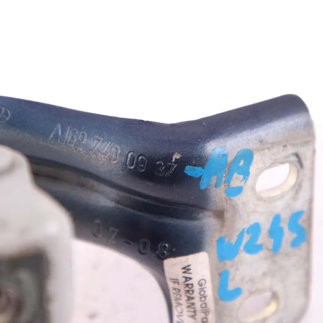 Kofferraum Heckklappe hinten links Scharnier Atoll Blau 375 für Mercedes W245 mit Teilenummer A1697400937 Mercedes W245 Kofferraum Heckklappe hinten links Scharnier Atoll Blau 375 - SKU A1697400937-AB - Teilenummer A1697400937