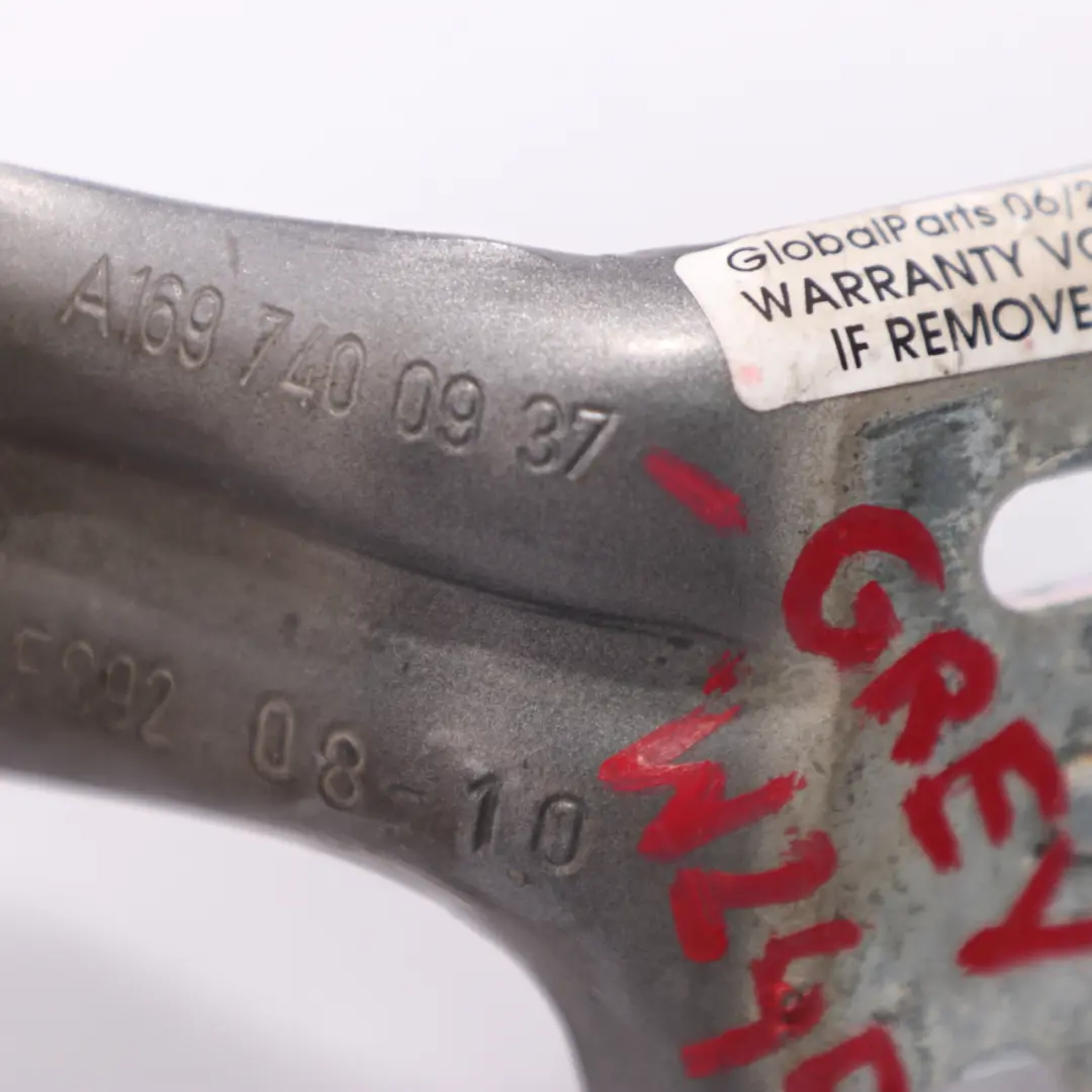 Bisagra Tapa Maletero Trasero Izquierdo Gris para Mercedes W245 con número de pieza A1697400937 Mercedes W245 Bisagra Tapa Maletero Trasero Izquierdo Gris - SKU A1697400937 - Número de pieza A1697400937