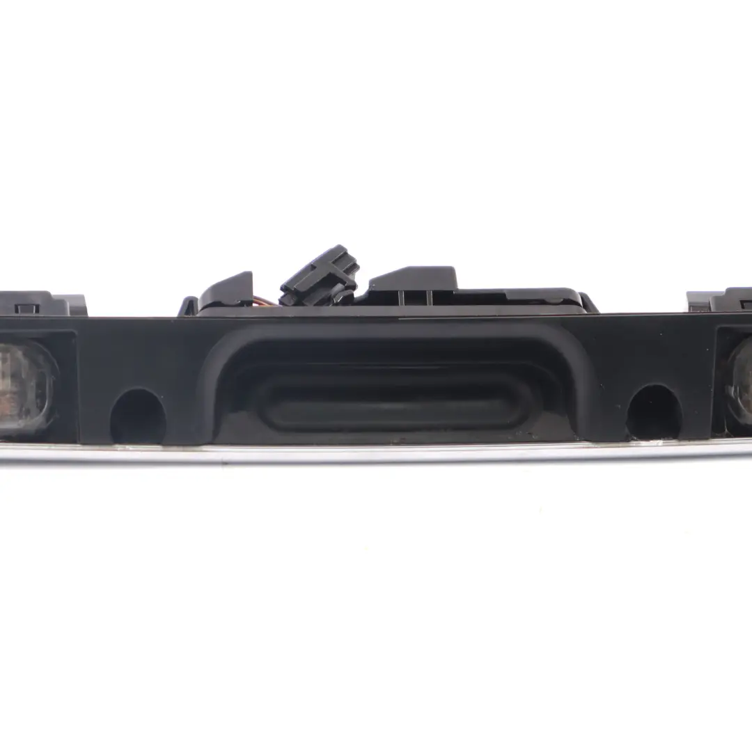 Blenda Klapy Bagażnika Tył Chrom do Mercedes W169 o numerze A1697401893 Mercedes W169 Blenda Klapy Bagażnika Tył Chrom - SKU A1697401893-2 - Numer Części A1697401893