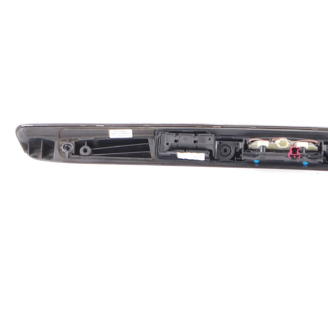 Mercedes W245 Mango Cromado Tapa Maletero Portón Trasero - SKU A1697402093 - Número de pieza A1697402093