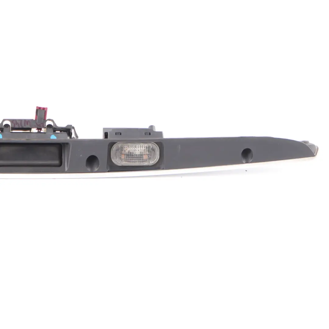 Mango Cromado Tapa Maletero Portón Trasero para Mercedes W245 con número de pieza A1697402093 Mercedes W245 Mango Cromado Tapa Maletero Portón Trasero - SKU A1697402093 - Número de pieza A1697402093