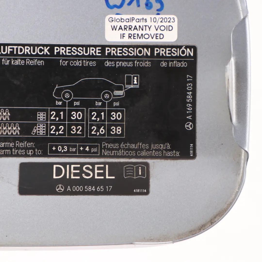 Coperchio tappo serbatoio carburante Horizon Blue 391 per Mercedes W169 con numero di parte A1697500106 Mercedes W169 Coperchio tappo serbatoio carburante Horizon Blue 391 - SKU A1697500106-HBL - Numero di parte A1697500106