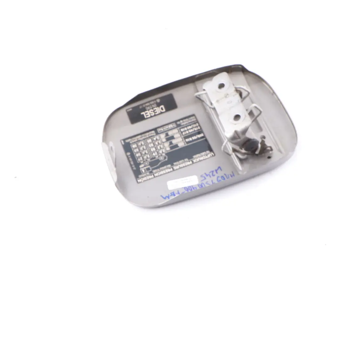 Mercedes W245 Fuel Filler Fill In Flap Tank Deckel Abdeckung Comet Grau - 748 - SKU A1697500406-KMG - Teilenummer A1697500406