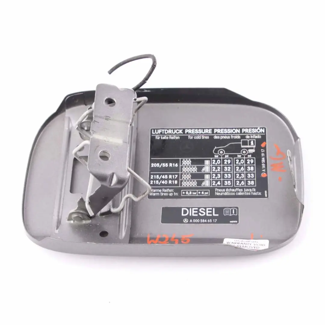 Mercedes W245 Coperchio del serbatoio sportello del carburante Mountain Grey 787 - SKU A1697500406-MG - Numero di parte A1697500406