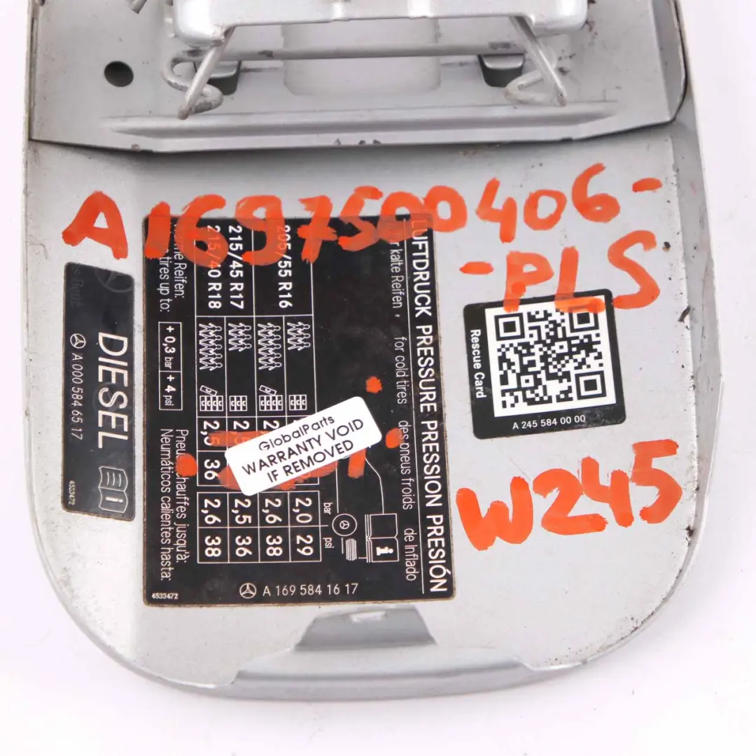 Coperchio Tappo Serbatoio Polar Silver Metallic - 761 per Mercedes W245 con numero di parte A1697500406 Mercedes W245 Coperchio Tappo Serbatoio Polar Silver Metallic - 761 - SKU A1697500406-PLS - Numero di parte A1697500406