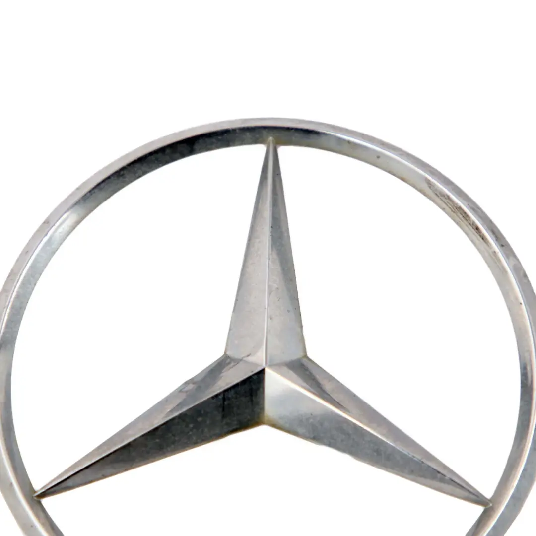 Logotipo Emblema Estrella Tapa Maletero para Mercedes W169 Insignia con número de pieza A1697580258 Mercedes W169 Insignia Logotipo Emblema Estrella Tapa Maletero - SKU A1697580258 - Número de pieza A1697580258