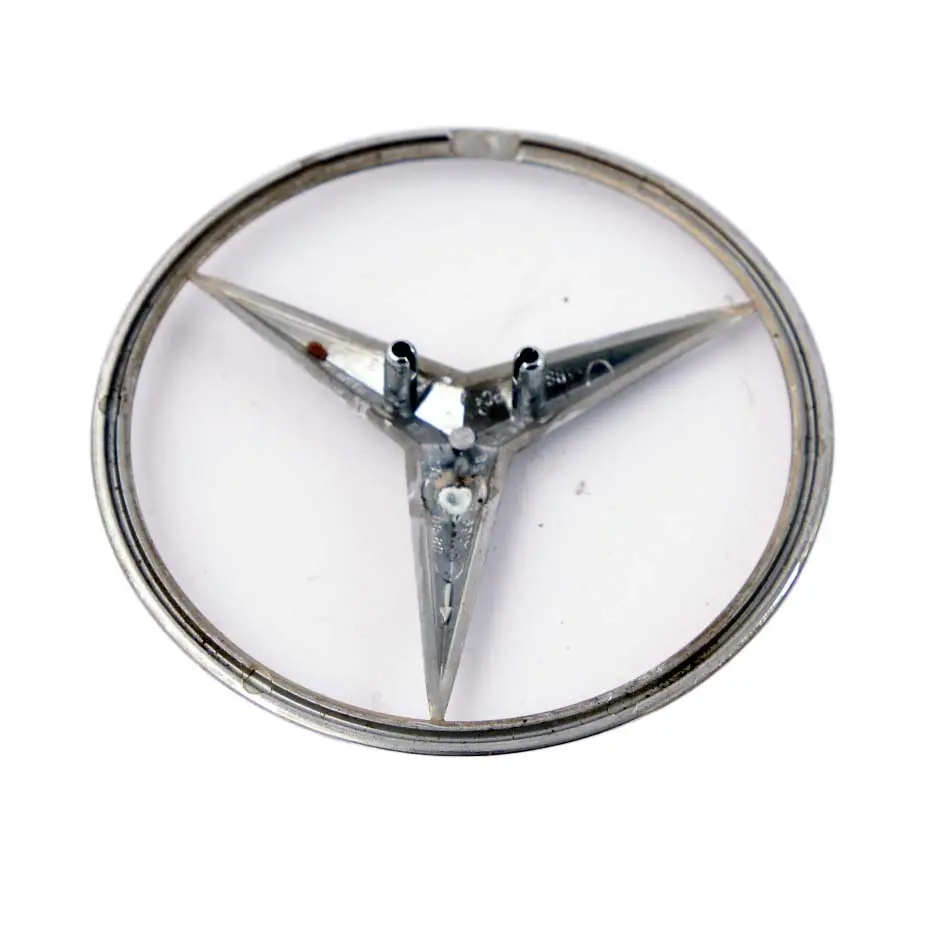 Znaczek Logo Gwiazda Klapa Bagażnik do Mercedes W169 o numerze A1697580258 Mercedes W169 Znaczek Logo Gwiazda Klapa Bagażnik - SKU A1697580258 - Numer Części A1697580258