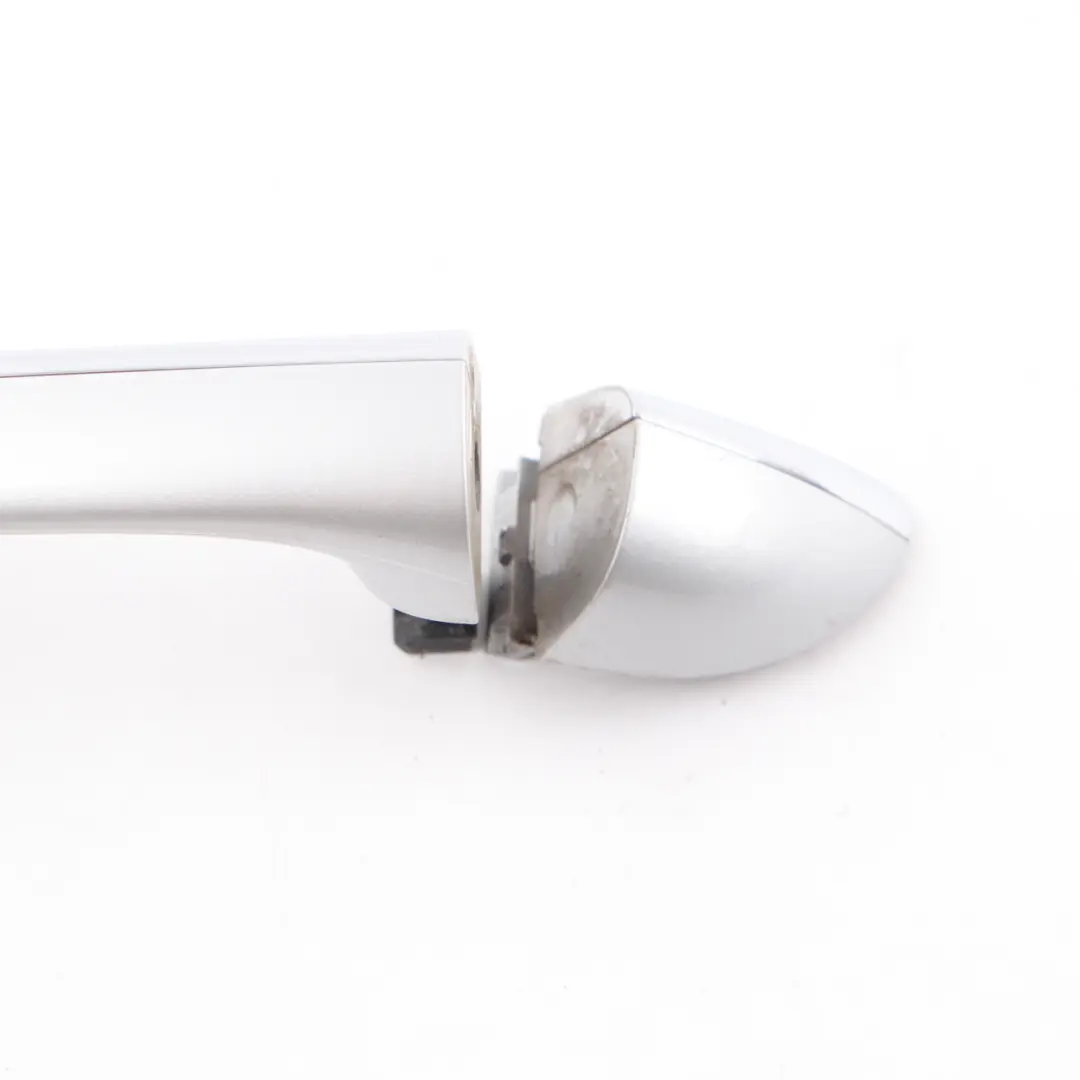 Tirador Puerta Agarre Trasero Izquierdo Polar Metalizado para Mercedes W169 W245 con número de pieza A1697600170 Mercedes W169 W245 Tirador Puerta Agarre Trasero Izquierdo Polar Metalizado - SKU A1697600170-PLS - Número de pieza A1697600170