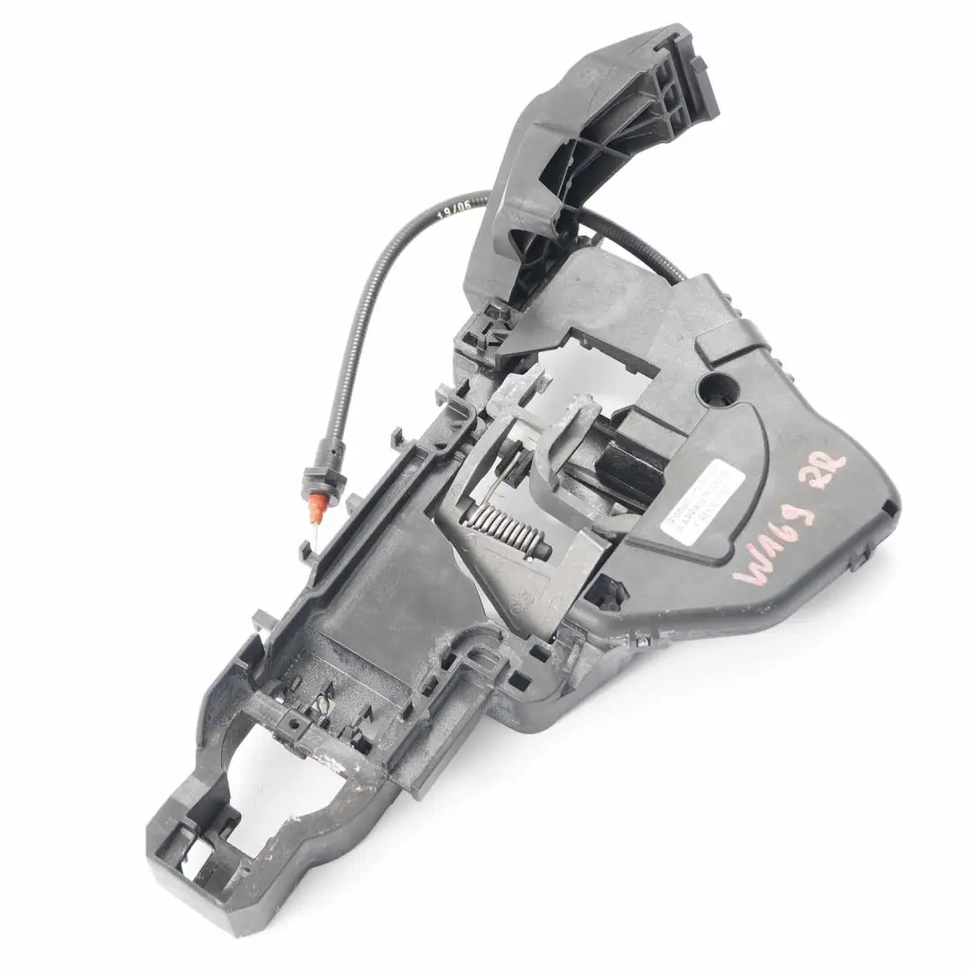 Türgriffhalterung hinten rechts Trägerhalter für Mercedes W245 mit Teilenummer A1697600434 Mercedes W245 Türgriffhalterung hinten rechts Trägerhalter - SKU A1697600434 - Teilenummer A1697600434