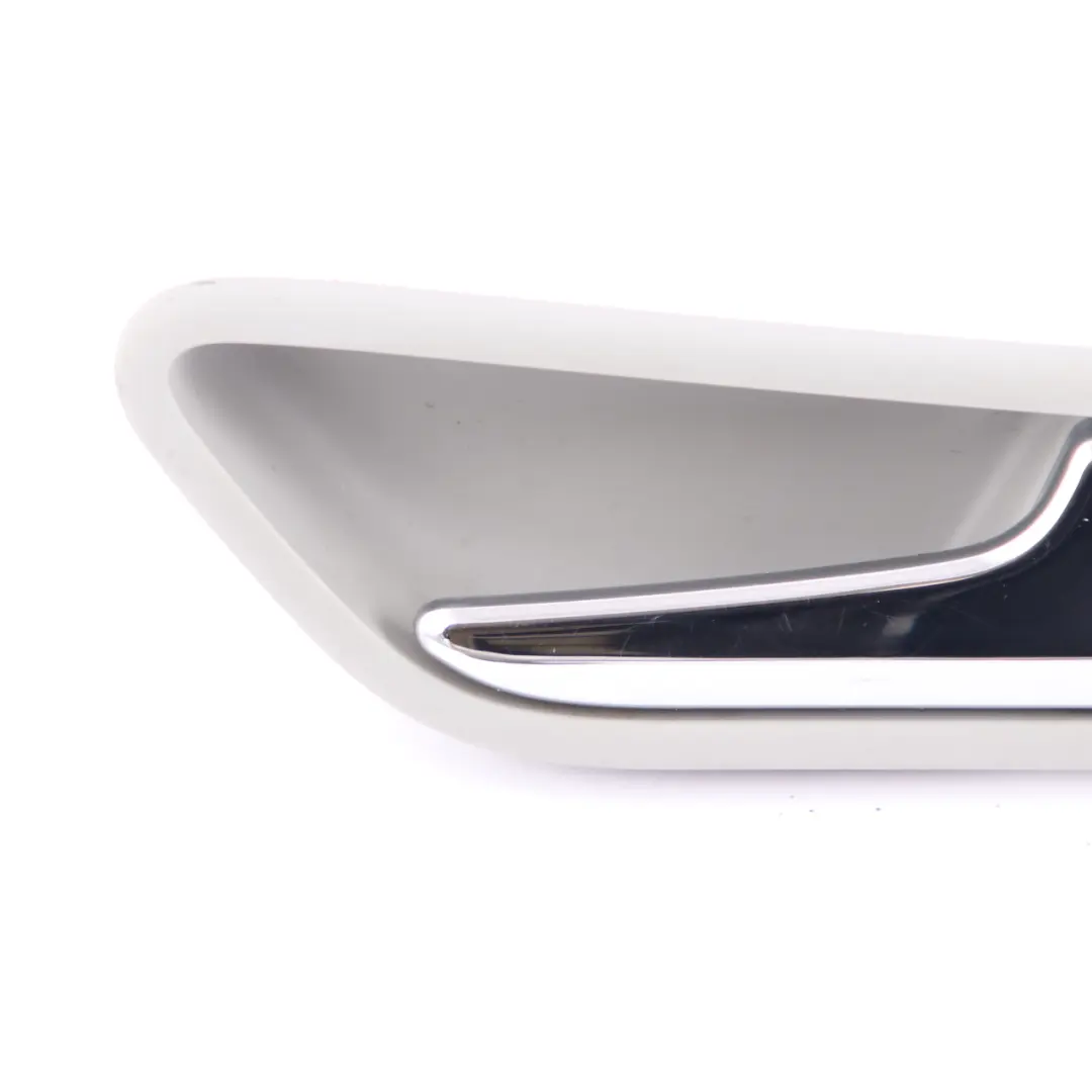 Mercedes W169 W245 Manija de puerta interior derecha Gris - SKU A1697601061-2 - Número de pieza A1697601061