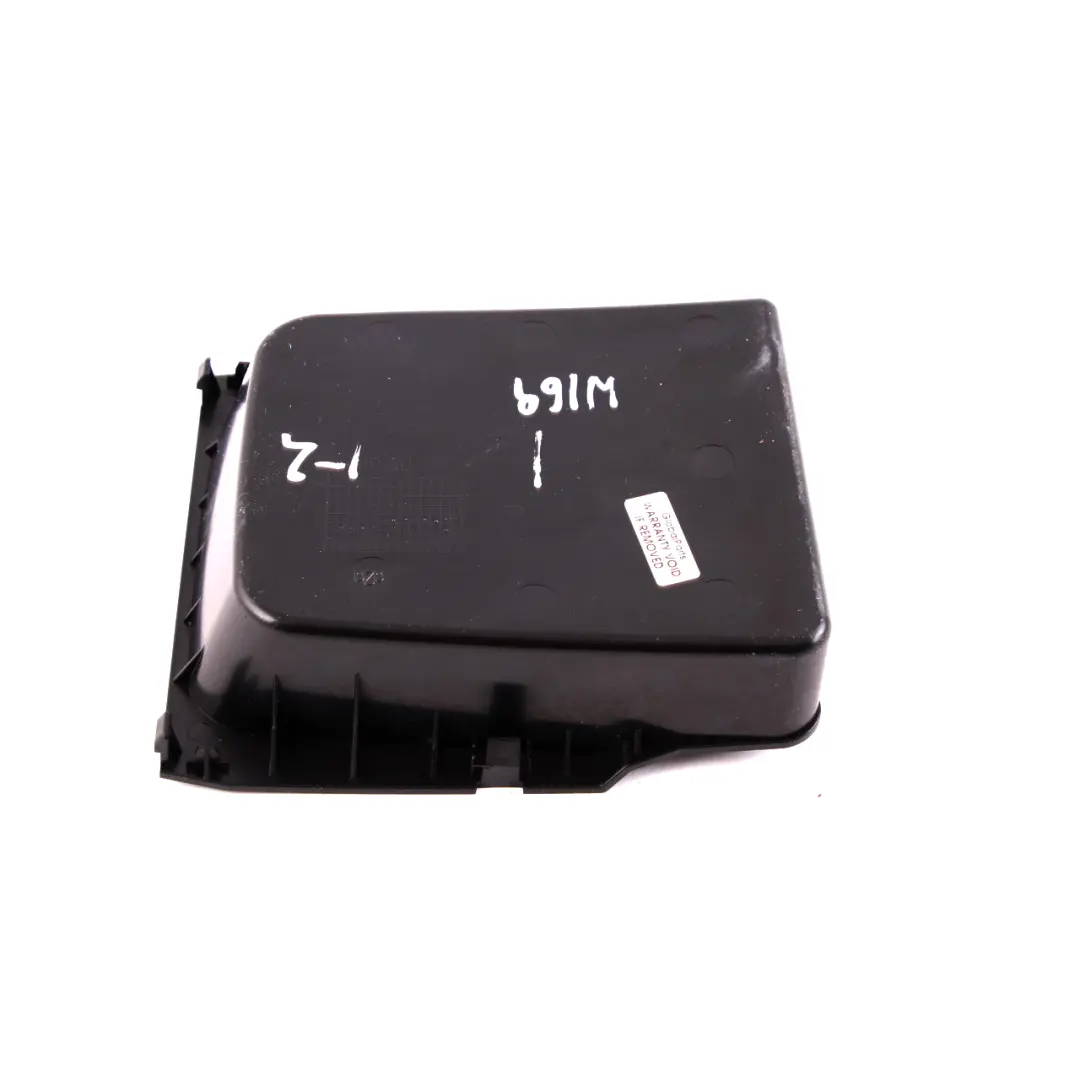 Embellecedor Consola Central Cubre Alfombrilla para Mercedes W169 con número de pieza A1698100104 Mercedes W169 Embellecedor Consola Central Cubre Alfombrilla - SKU A1698100104-2 - Número de pieza A1698100104