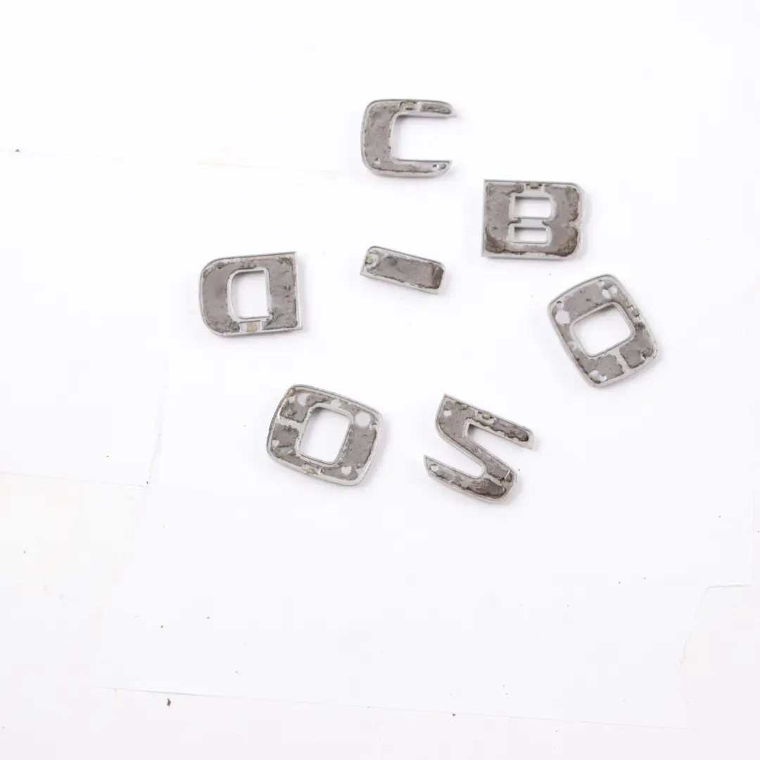 Lettrage Emblème B200 CDI Coffre arrière hayon collé pour Mercedes W245 à propos du numéro de pièce A1698171315 Mercedes W245 Lettrage Emblème B200 CDI Coffre arrière hayon collé - SKU A1698171315-1 - Numéro de pièce A1698171315