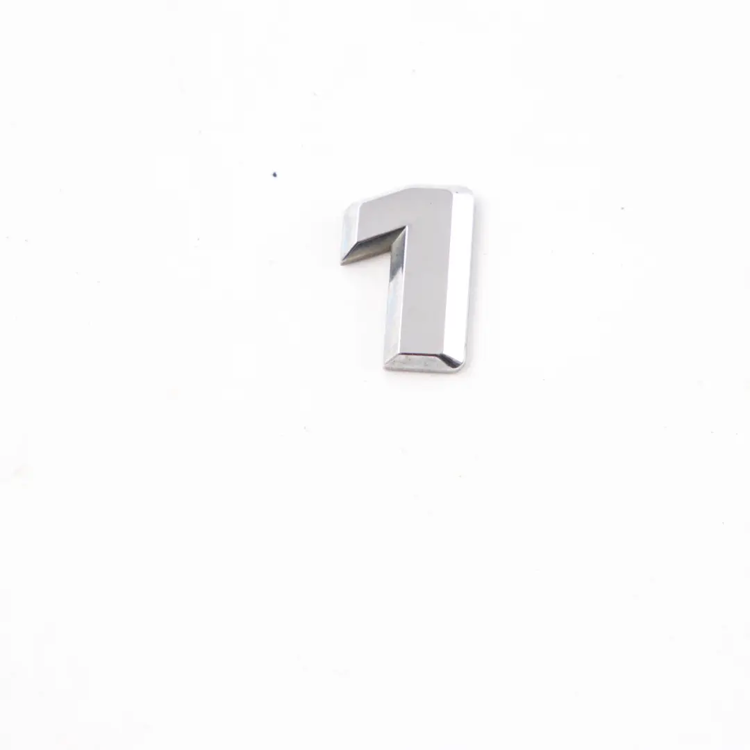 Mercedes W245 Emblemat B180 Tylnej Klapy Bagażnika Przyklejany - SKU A1698171415-1 - Numer Części A1698171415